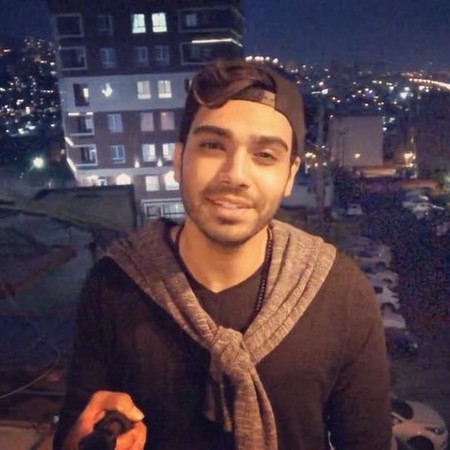 آهنگ بم میخندی سینا درخشنده